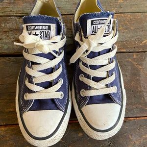 Converse All Stars- Navy Blue.